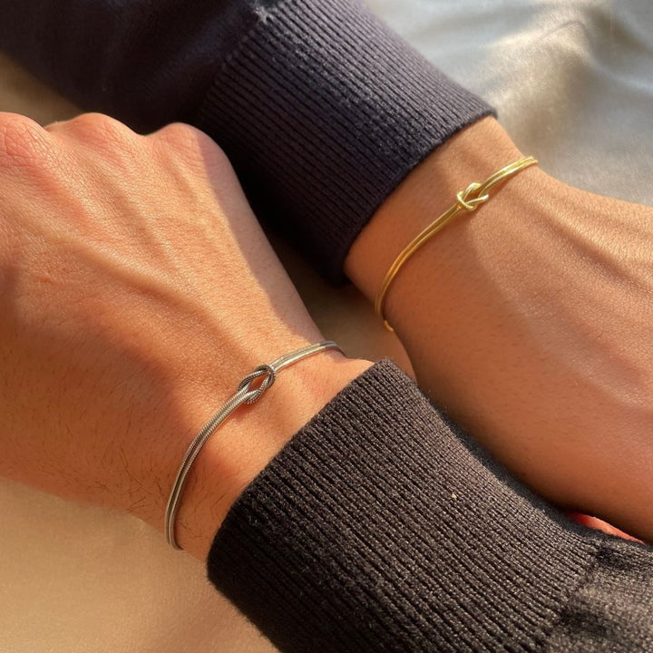 Damen Stilvolles Liebesknoten Armband In Elegantem Design – Zeitloser Schmuck