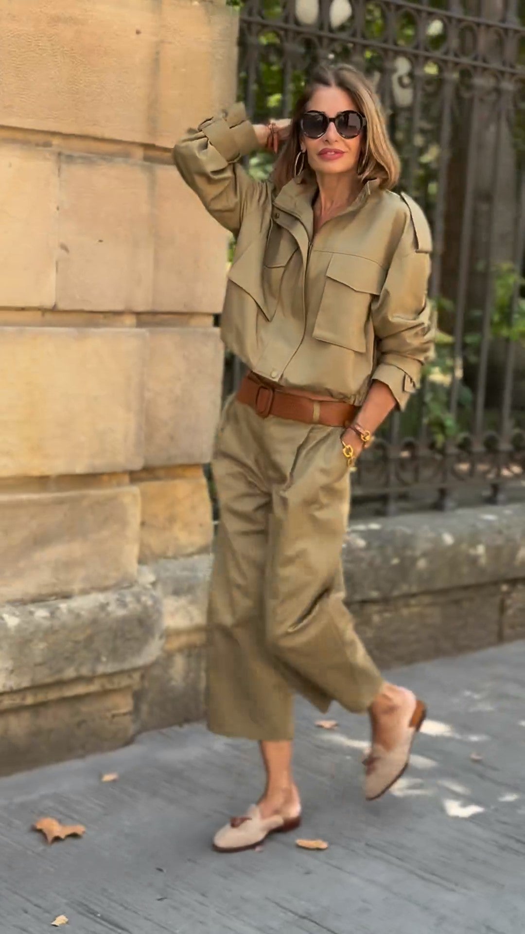 Damen Khaki Safari Zweiteiler Set – Lässiges Utility Outfit
