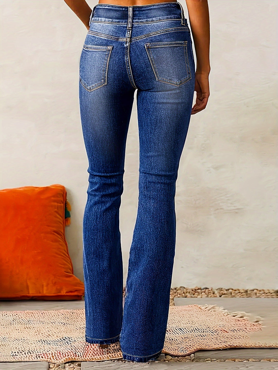 Ausgestellte Damenjeans mit hoher Taille