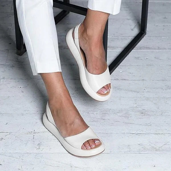 Bequeme Damen-Sandalen mit offener Zehenpartie – Sommer-Pantoletten aus Kunstleder