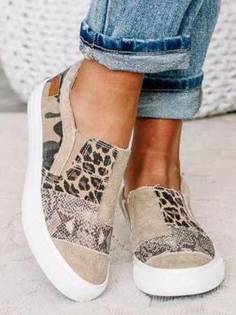 DamenTurnschuhe aus Leder mit Animalprint