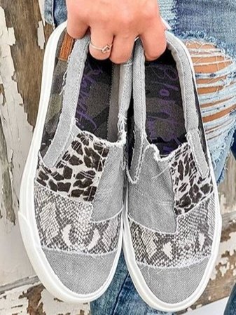DamenTurnschuhe aus Leder mit Animalprint