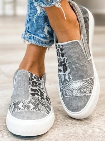 DamenTurnschuhe aus Leder mit Animalprint