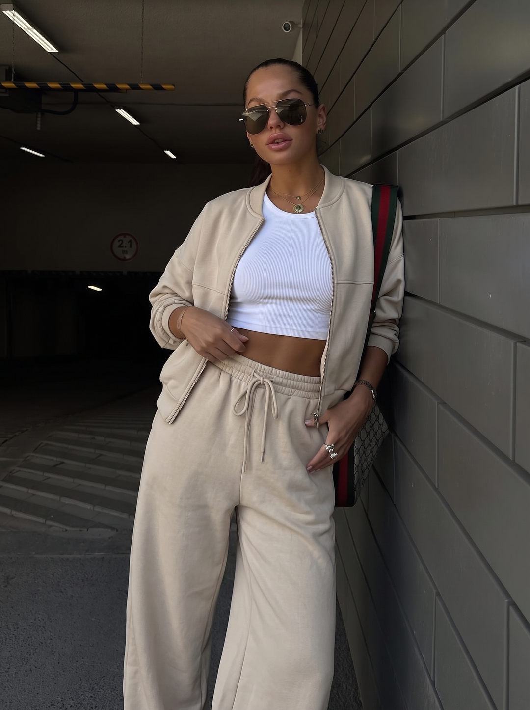 Damen Neutralfarbiges Lockeres Trainingsanzug Set – Lässiges Lounge Outfit