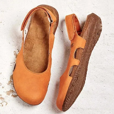 Geschlossene Ledersandalen für Damen