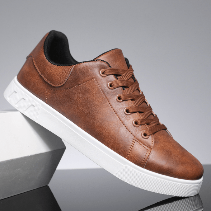 Herren Sneaker In Schwarz Aus Kunstleder