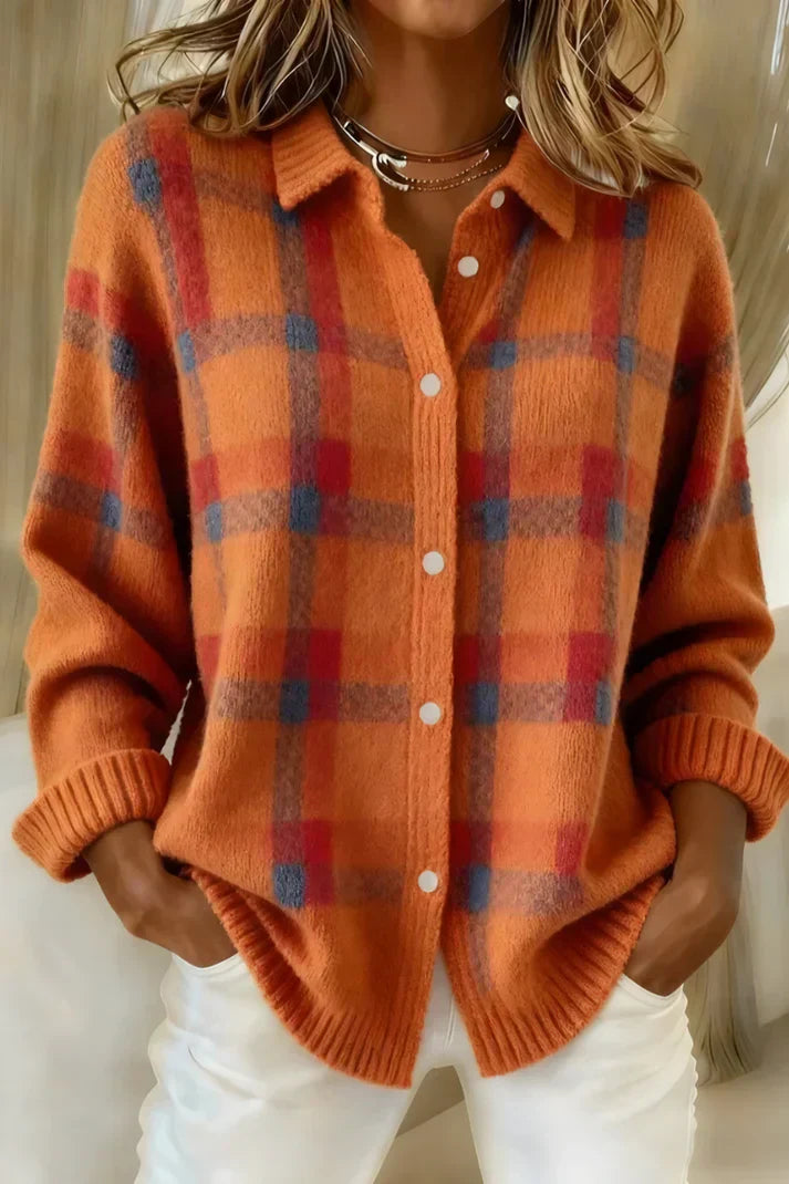 GISÈLE – WEICHE GEKARTE STRICKBLUSE