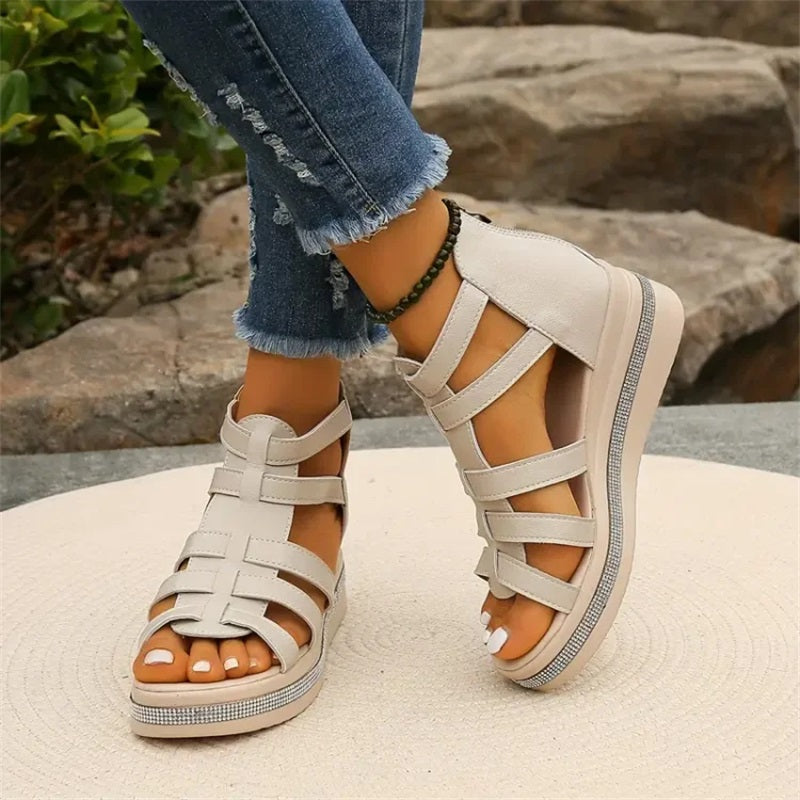 Damen Ledersandalen Mit Riemchen Und Keilabsatz